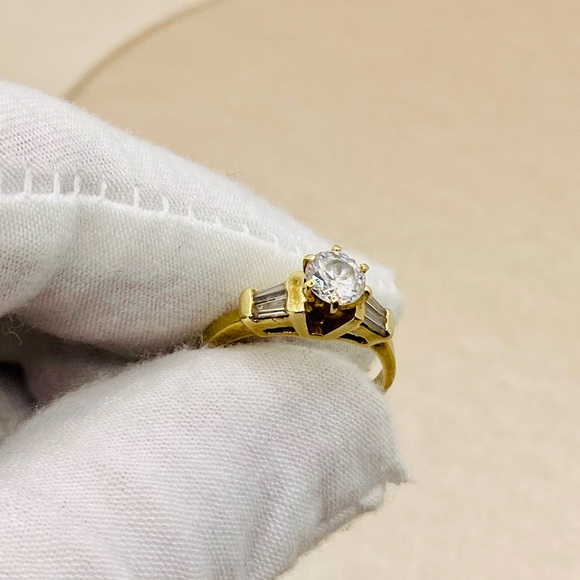 EUC Vintage 10k Yellow Gold Engagement Ring - Picture 11 of 15